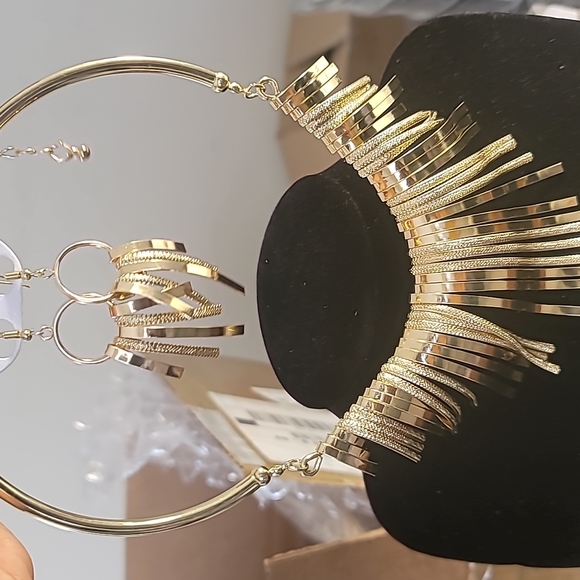 Fringe Necklace - Picture 3 of 3